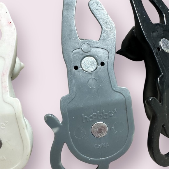 Set Of Three Black White Gray Cats Refrigerator Magnets Kitchen Decor - Picture 9 of 9